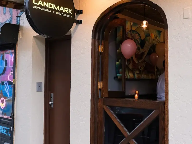 Landmark.webp