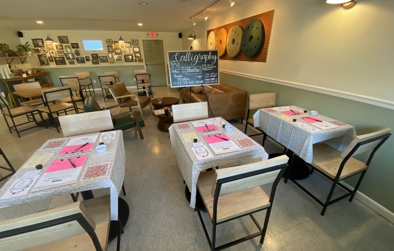 Henry's Bagel & Deli