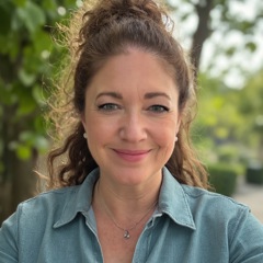 Carly Hodges