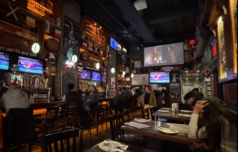 Pig n Whistle on 36th
